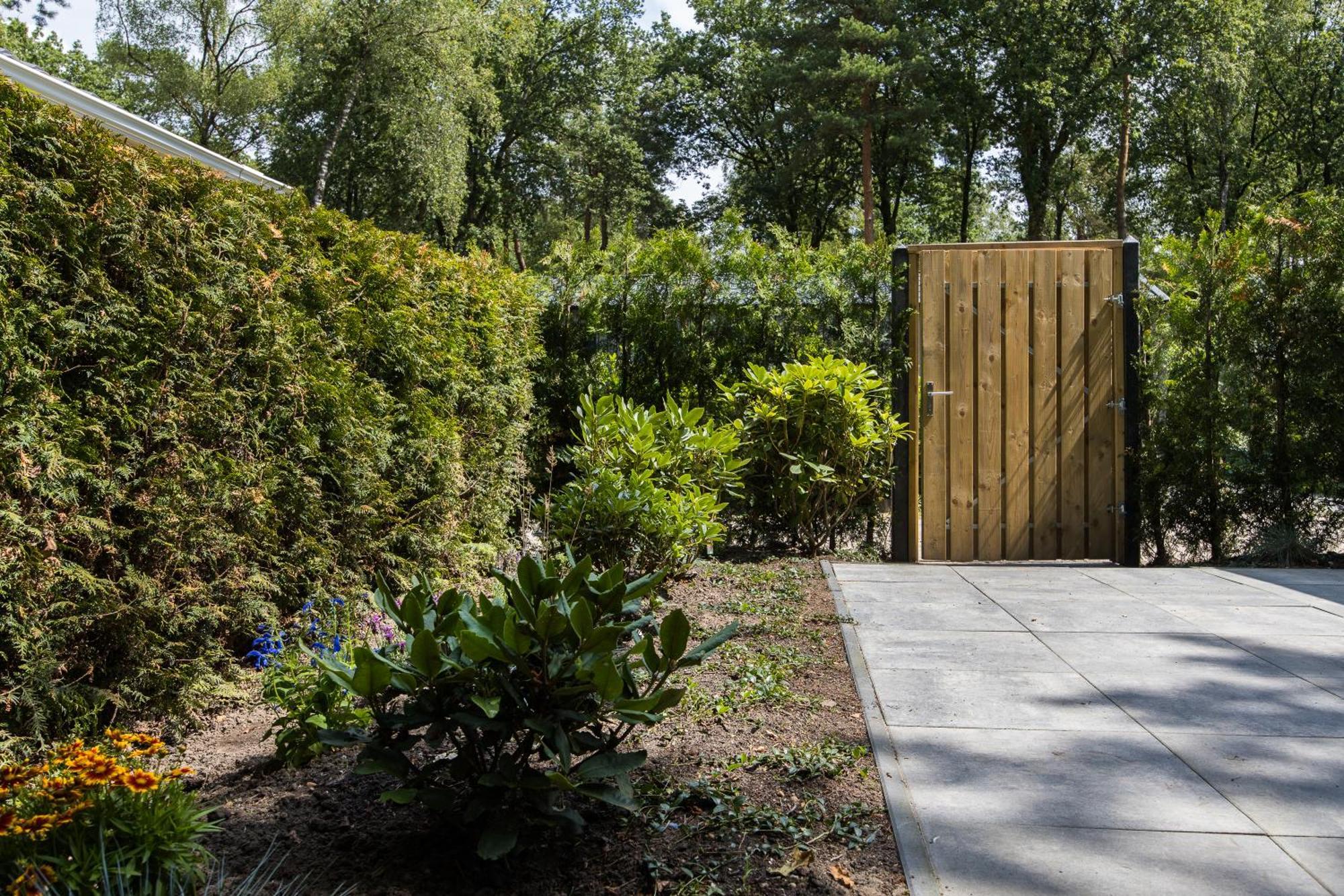 Veluwe Hoenderloo Luxury Chalet With Private Sauna And Hot Tub - Swimming Pool Tennis Court Supermarket Bowling Alley Theatre And Entertainment For Children ภายนอก รูปภาพ