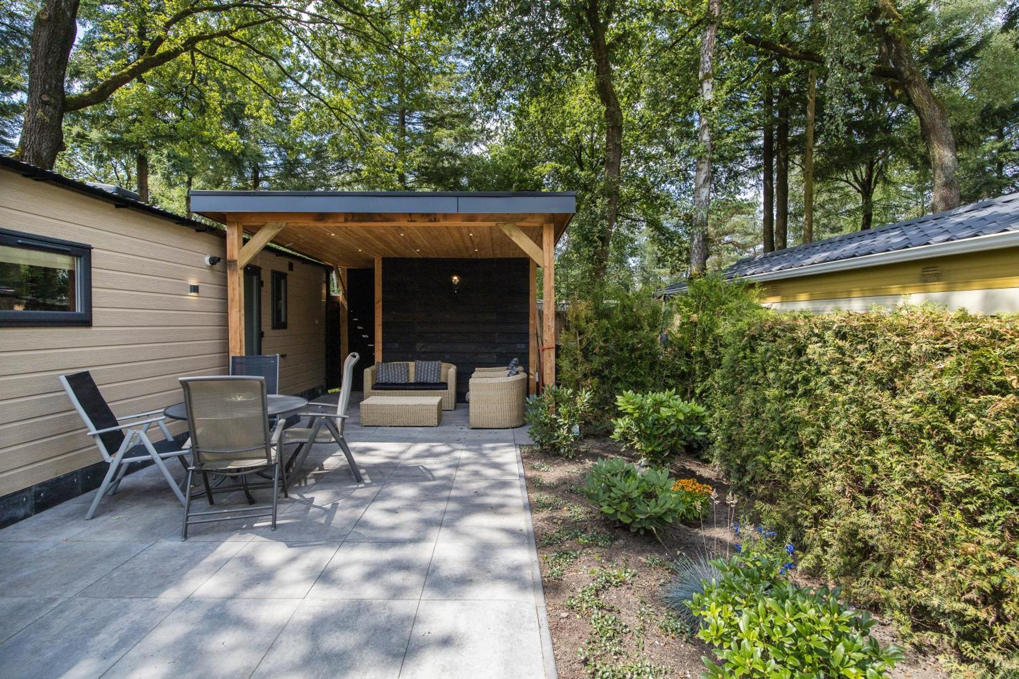 Veluwe Hoenderloo Luxury Chalet With Private Sauna And Hot Tub - Swimming Pool Tennis Court Supermarket Bowling Alley Theatre And Entertainment For Children ภายนอก รูปภาพ