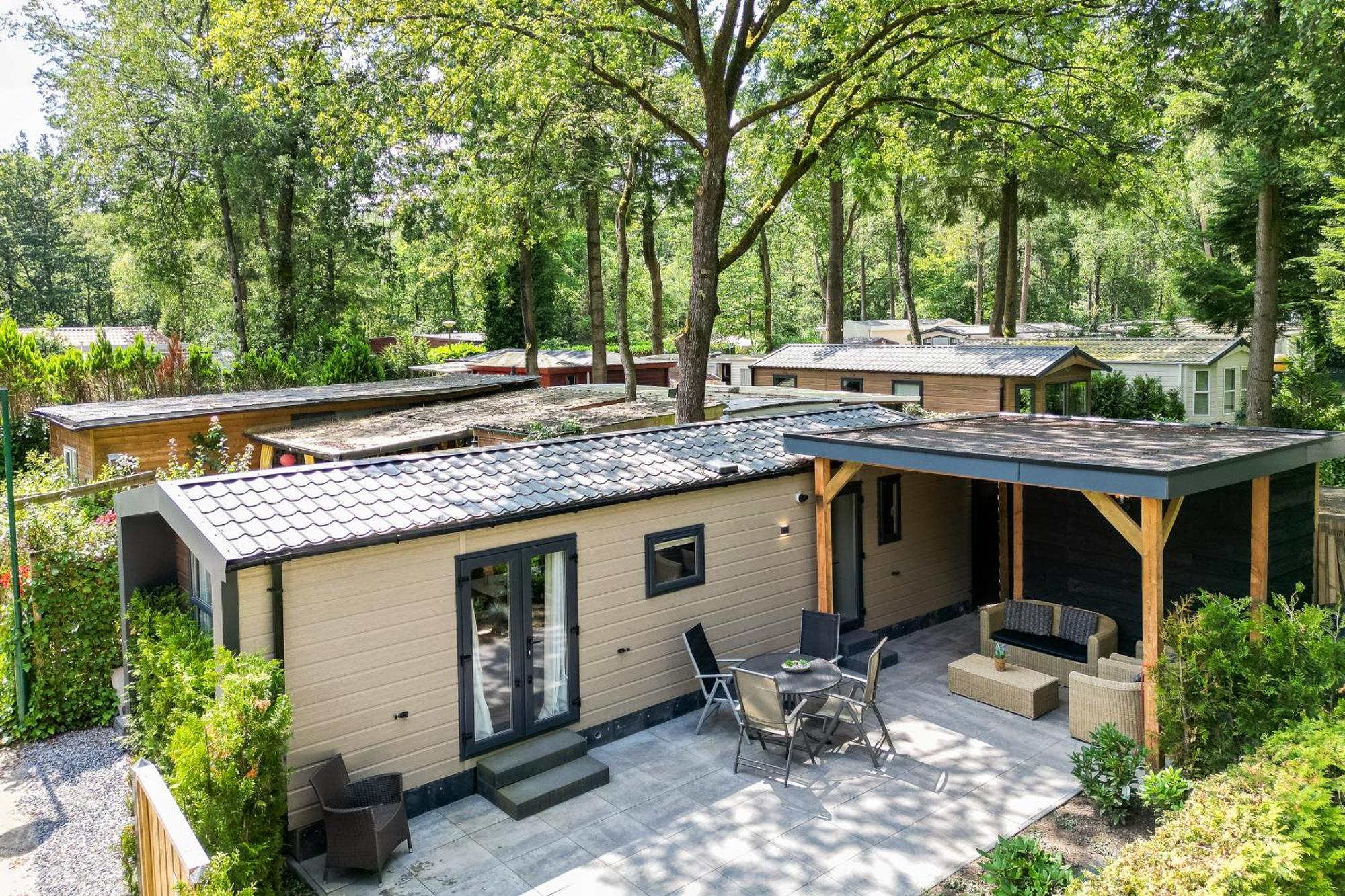 Veluwe Hoenderloo Luxury Chalet With Private Sauna And Hot Tub - Swimming Pool Tennis Court Supermarket Bowling Alley Theatre And Entertainment For Children ภายนอก รูปภาพ