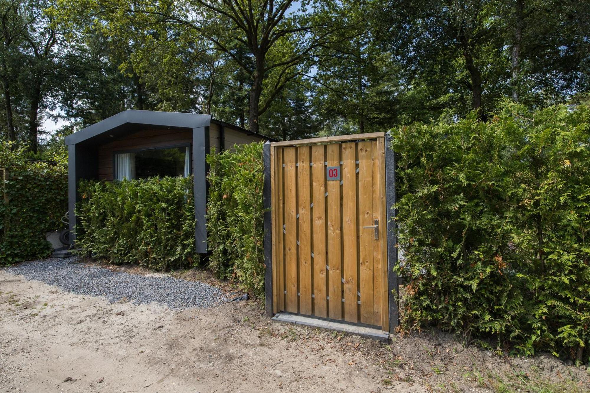 Veluwe Hoenderloo Luxury Chalet With Private Sauna And Hot Tub - Swimming Pool Tennis Court Supermarket Bowling Alley Theatre And Entertainment For Children ภายนอก รูปภาพ